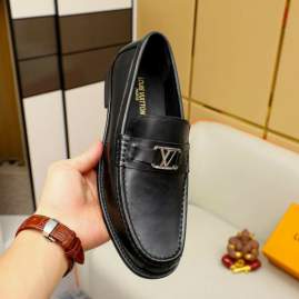 Picture of Louis Vuitton Shoes _SKULVsz38-44067613737